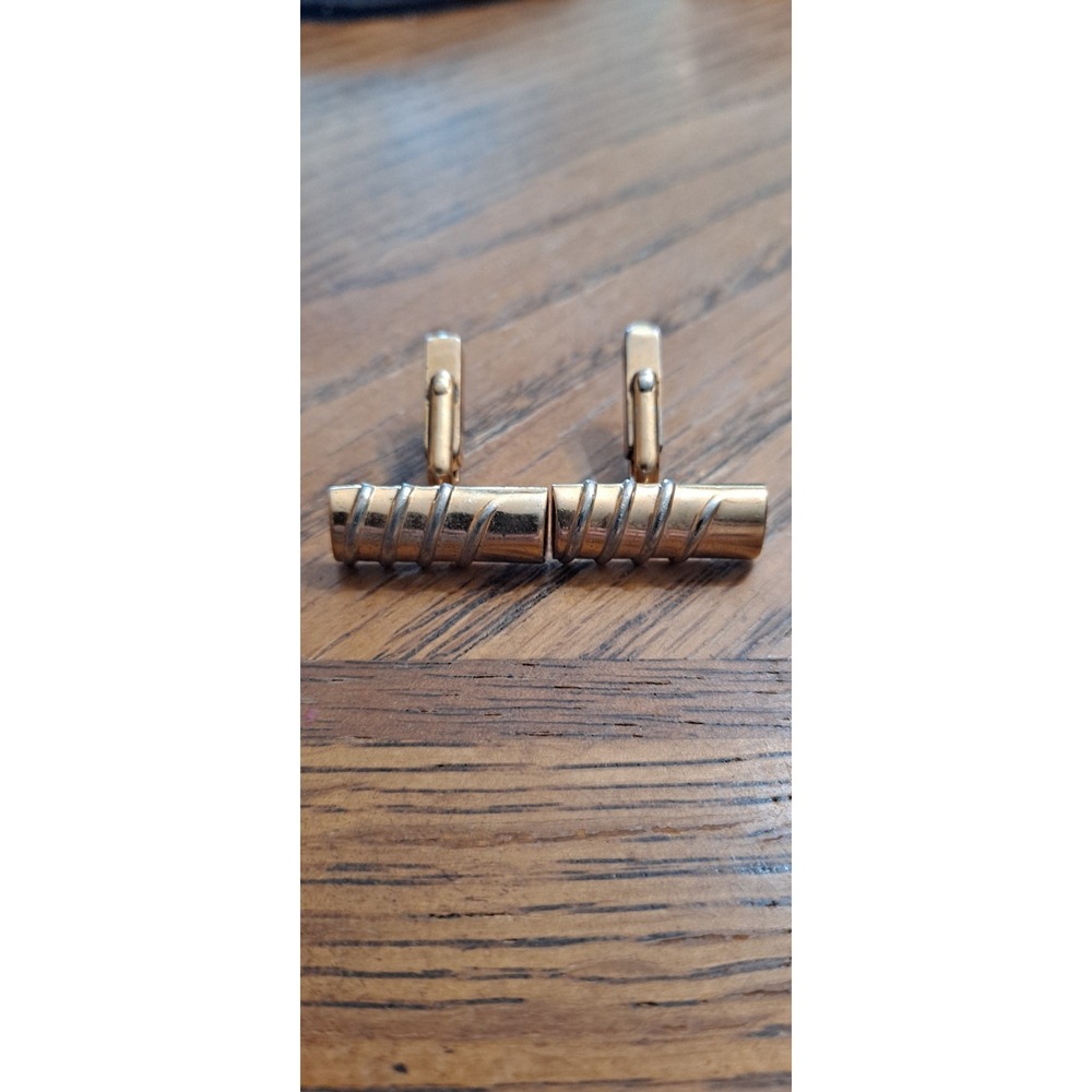 Vintage Gold-tone Swank Metal‎ Cufflinks with Spiral Pattern